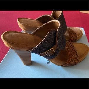 Aersoles! Super Cute Heeled Sandals